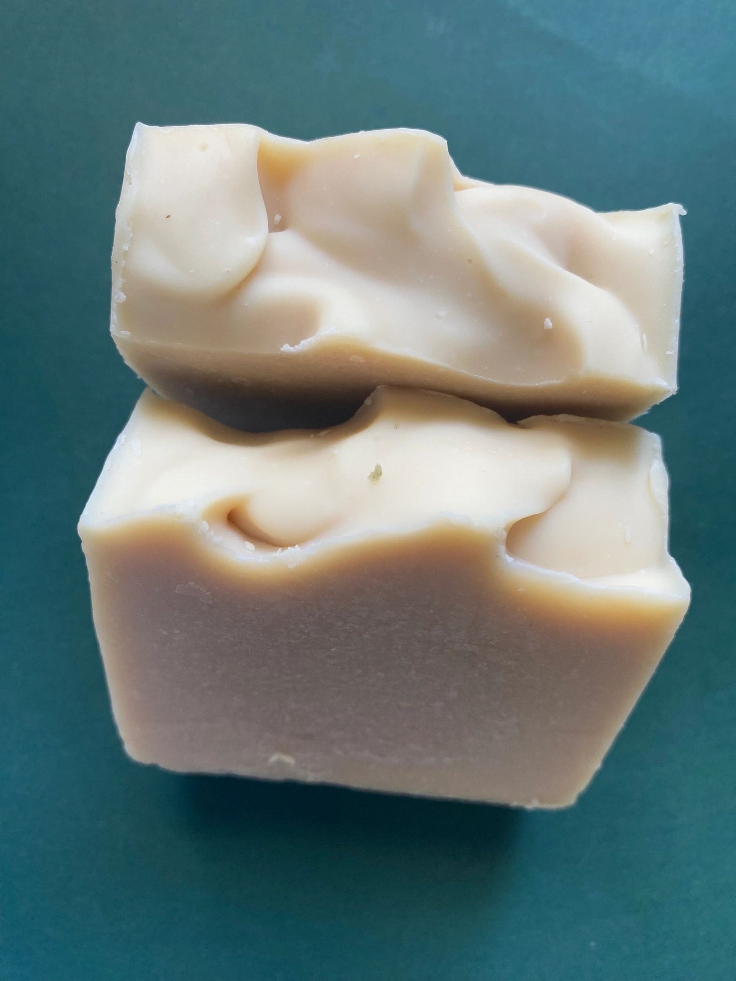 Sensitive skin bar