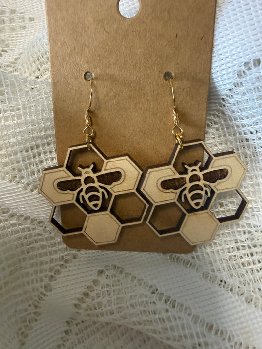 Bee in large honeycomb