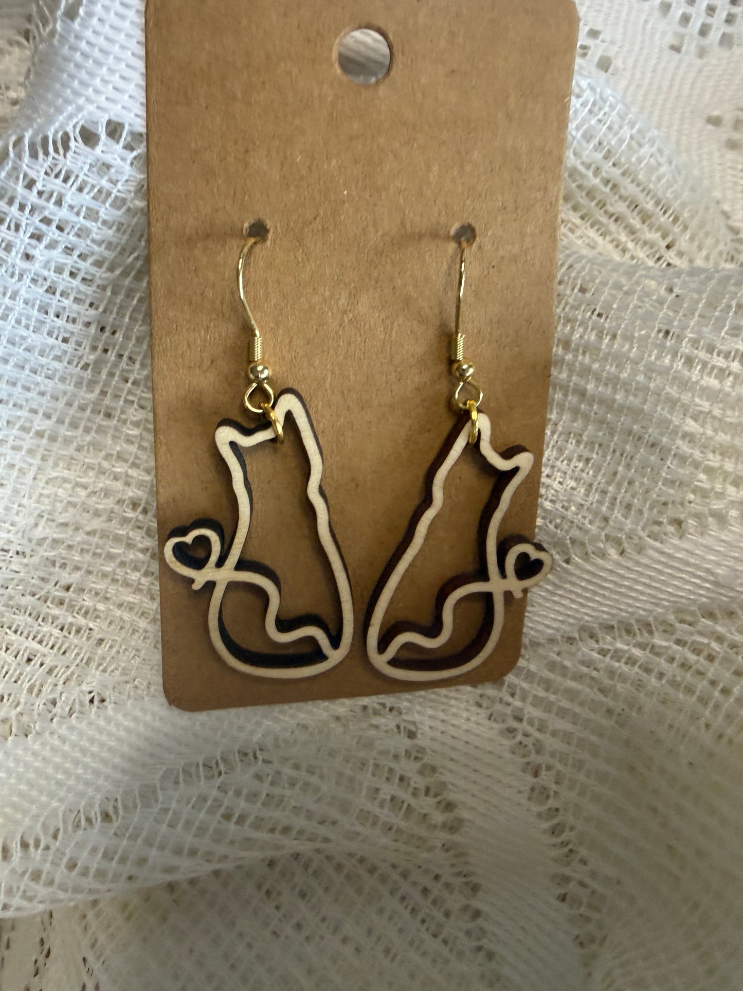 Cat outline with heart tail