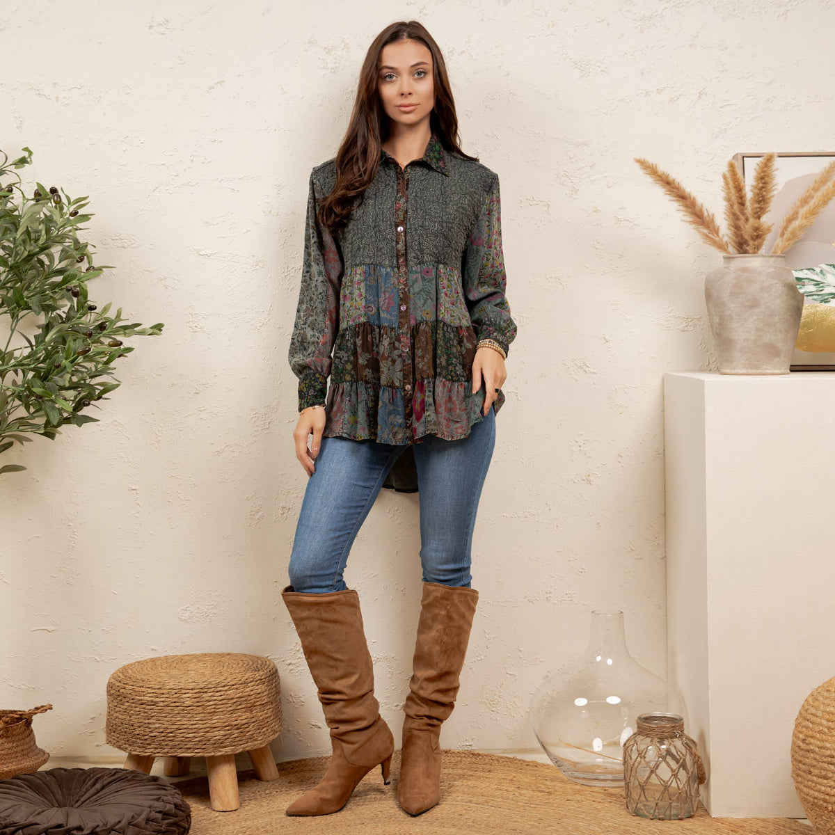 Vintage Floral Boho Ruffle Hem Button Down Tunic Top NEW — image 4